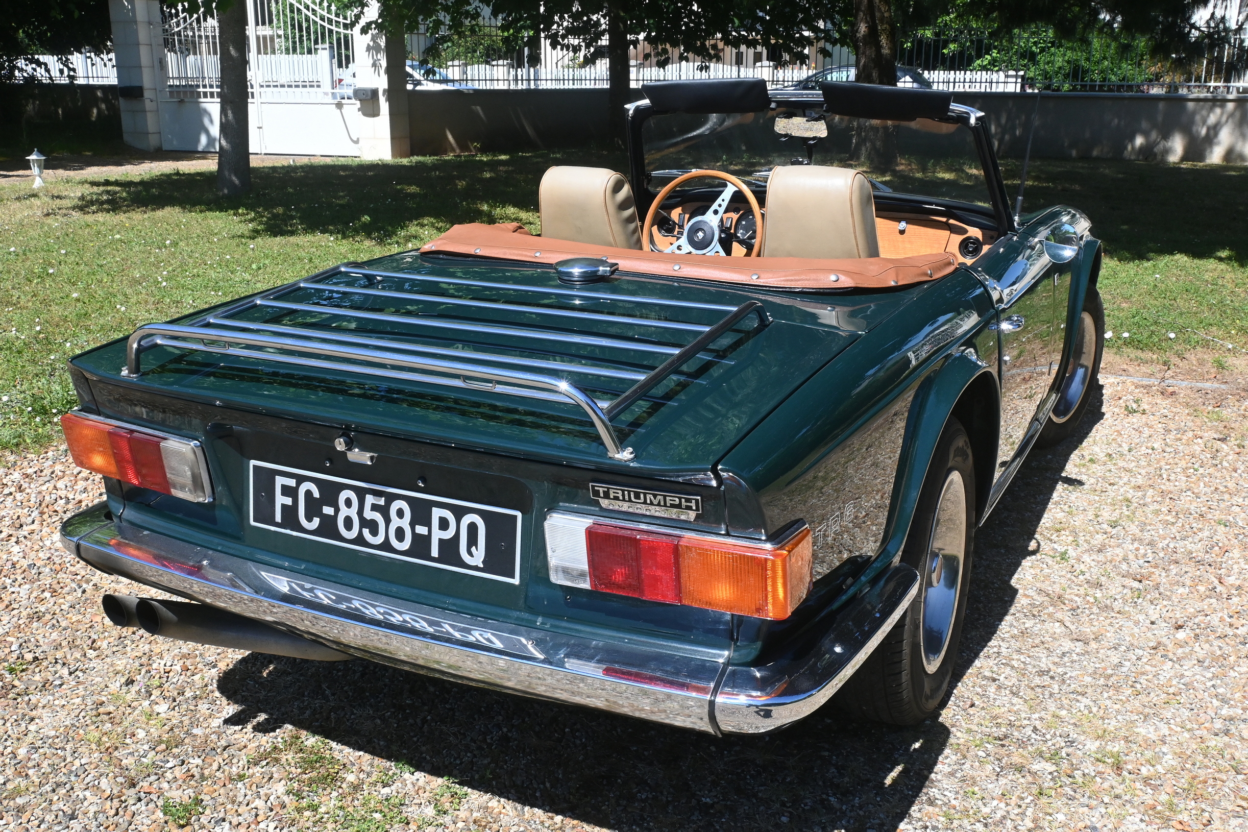 Triumph TR6 CC avec overdrive