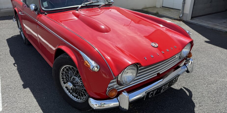 Vente Triumph TR4 A IRS 1965