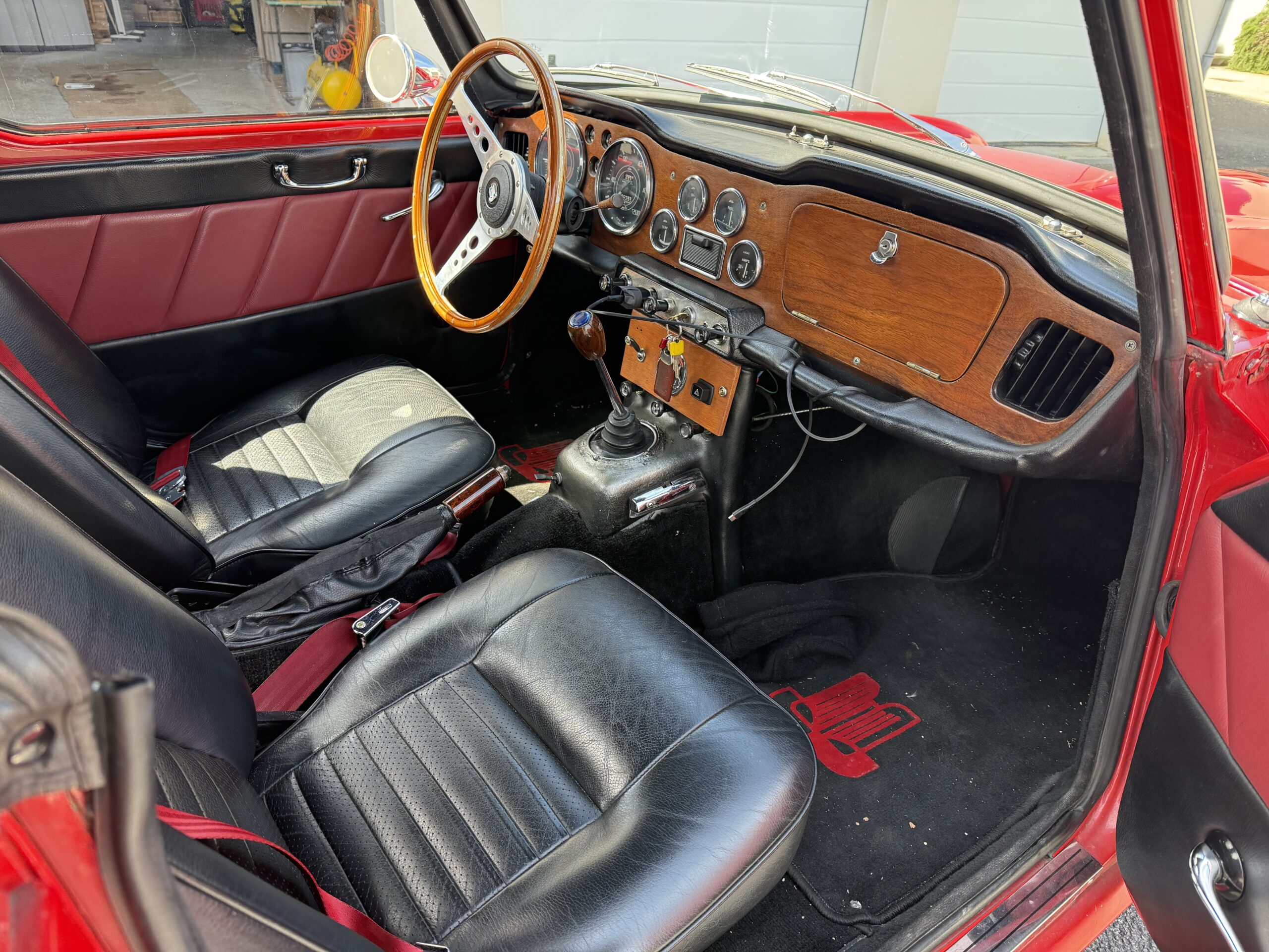 Vente Triumph TR4 A IRS 1965
