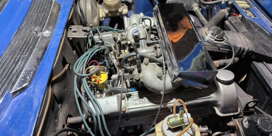 Triumph STAG 09/1976