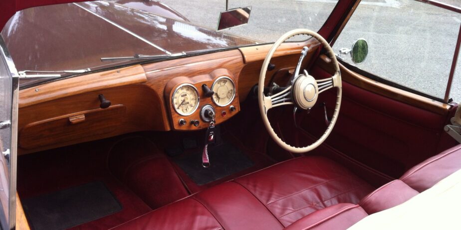 TRIUMPH ROADSTER 1800 1948