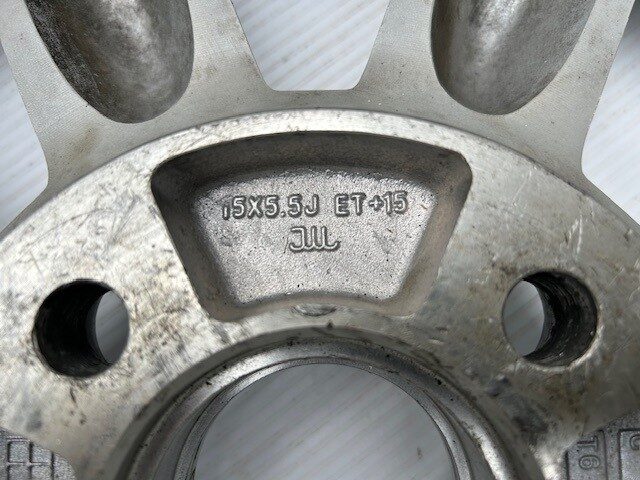 5 Jantes alu TRIUMPH TR3-TR4-TR5-TR6-TR250