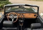 Triumph TR6 vert anglais avec Overdrive de 1969.