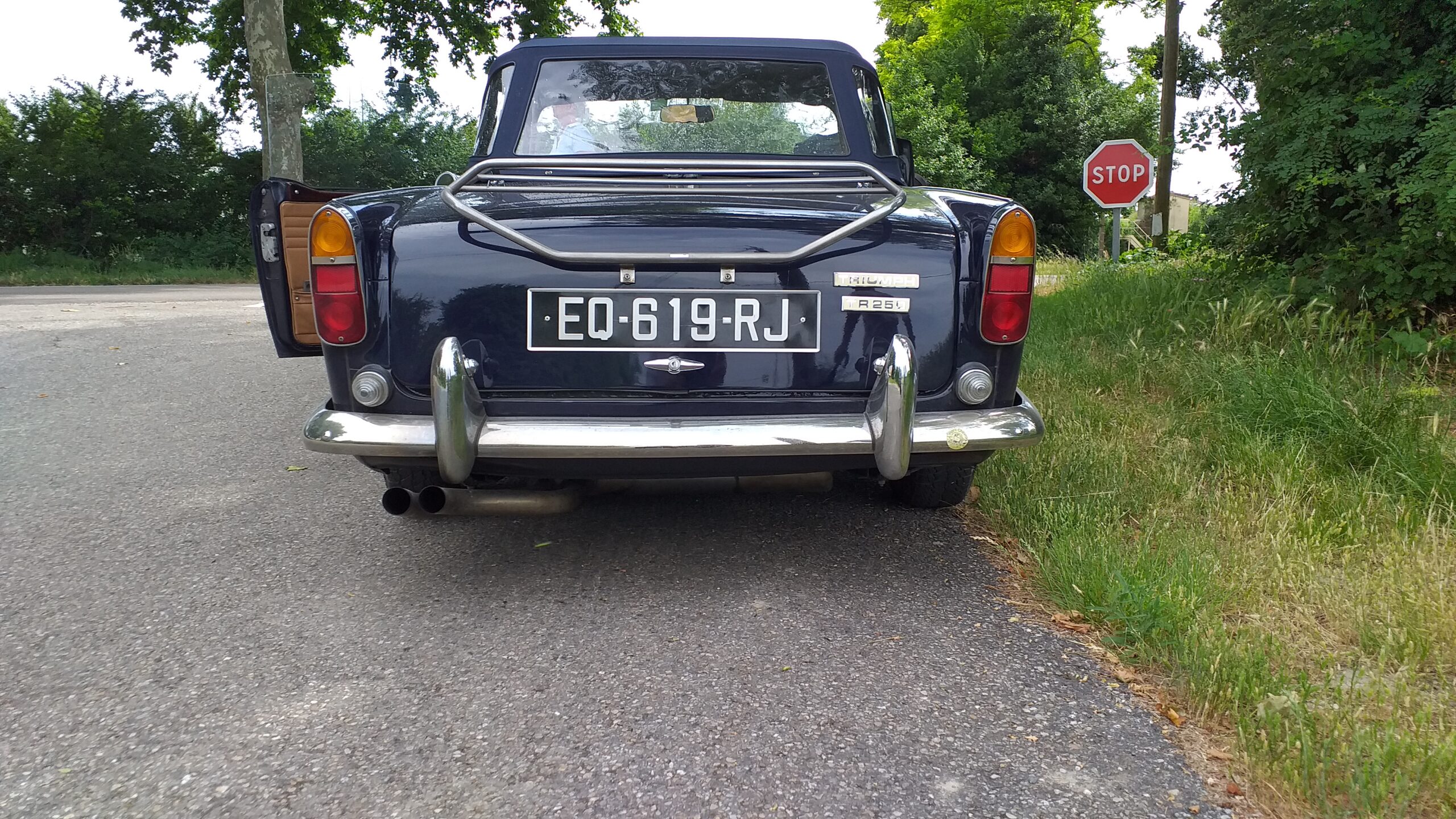 Tr 250 très belle état royal blue