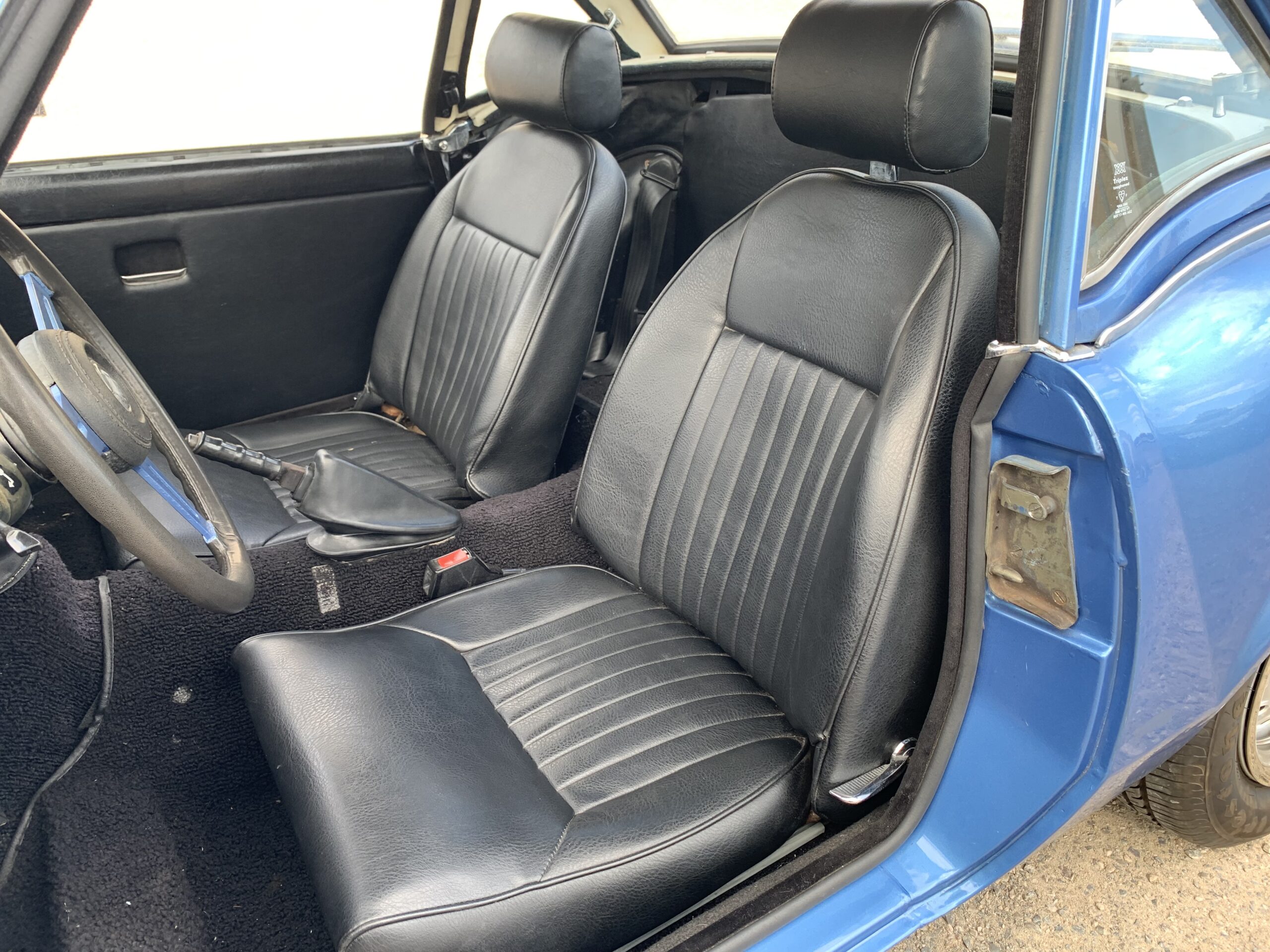 Triumph Spitfire IV 1971 plancher entièrement refait hard top + capote toile + porte bagages