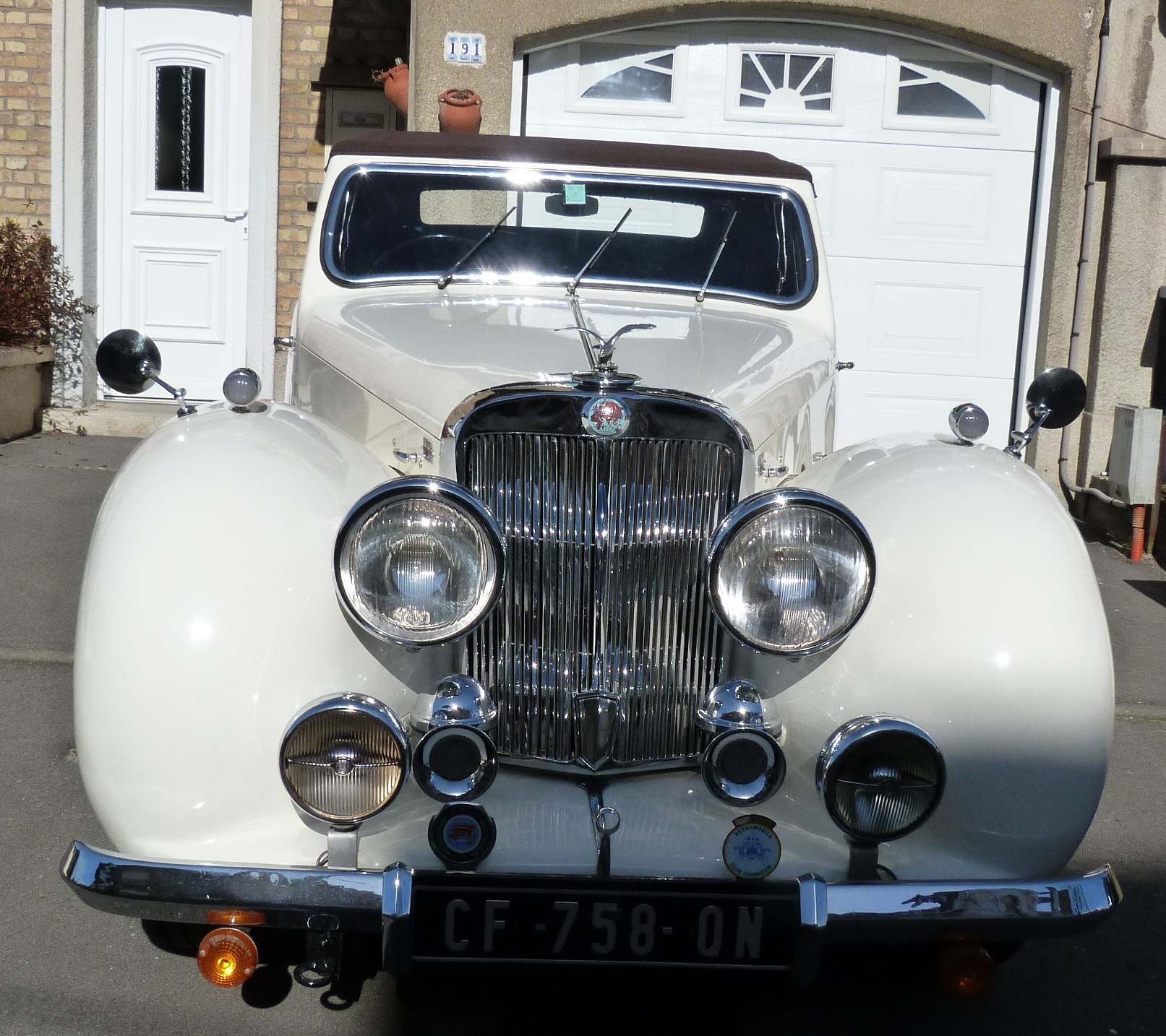 TRIUMPH ROADSTER TR 2000 de 1949